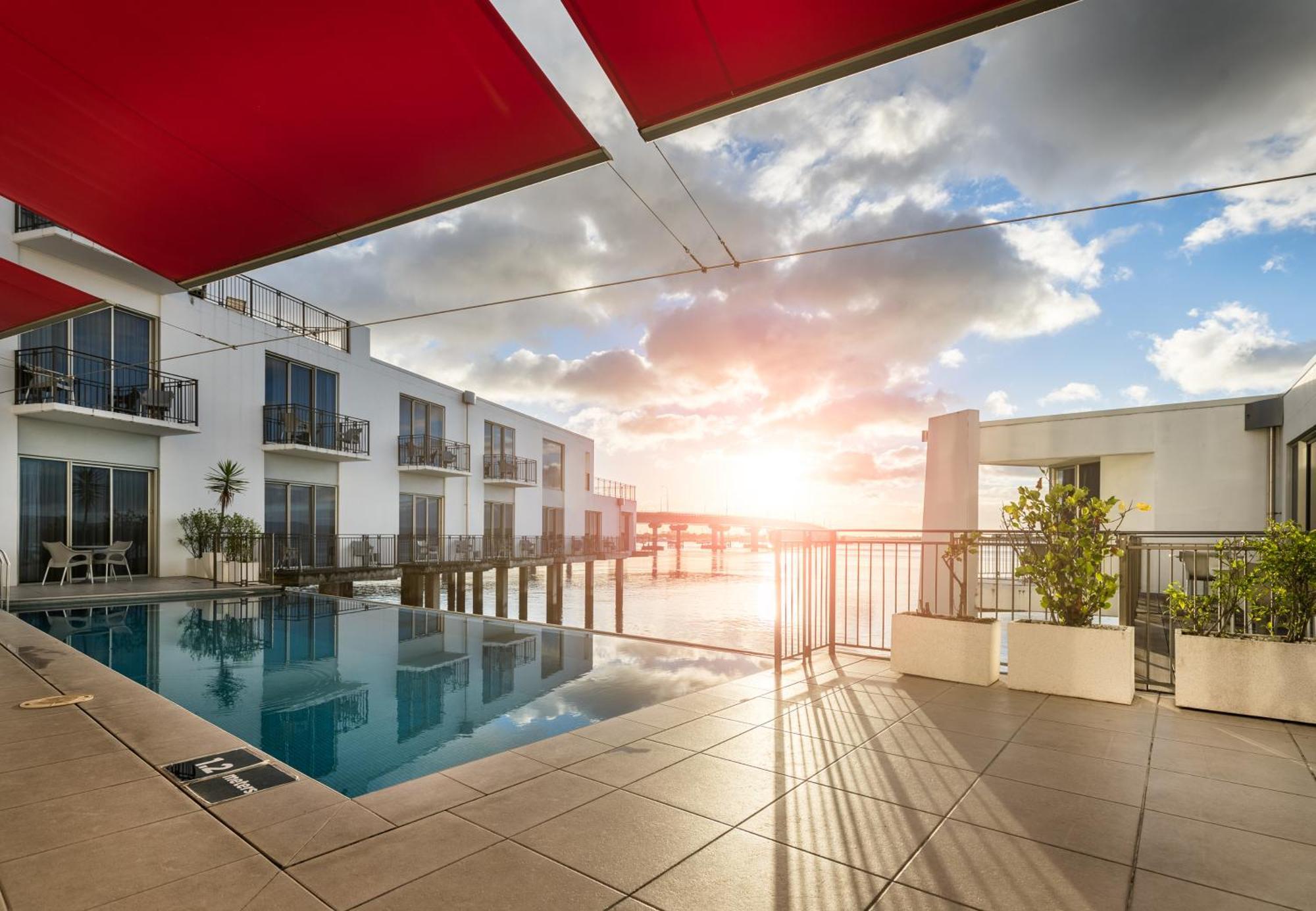 Hotel Trinity Wharf Tauranga Exterior foto
